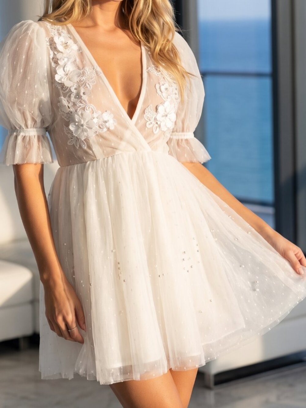 NWT $160 REVOLVE Australia SHOWPO Akshia white mini dress US 16